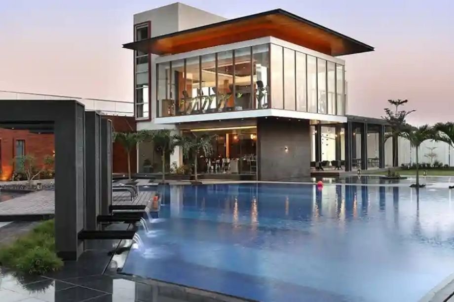 7-Plumeria-Drive-Amenities-Swimming-Pool